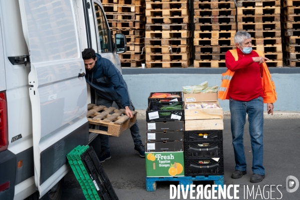 Banque alimentaire. Déplacement d Olivier Véran et  Clément Beaune.