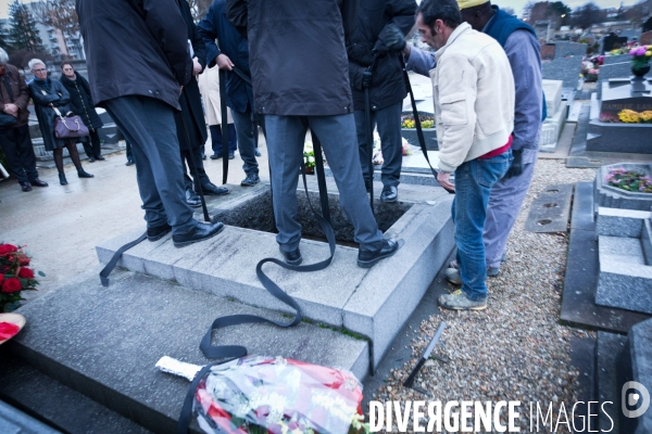 Cimetière et enterrement en banlieue parisienne