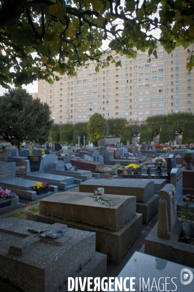 Cimetière et enterrement en banlieue parisienne