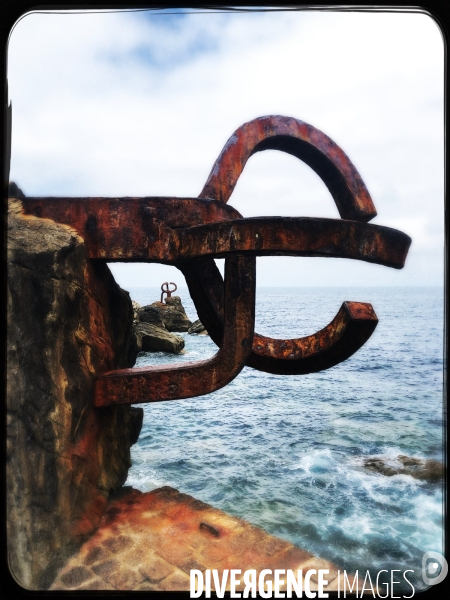 Le peigne du vent d edouardo chillida