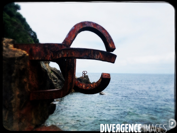 Le peigne du vent d edouardo chillida