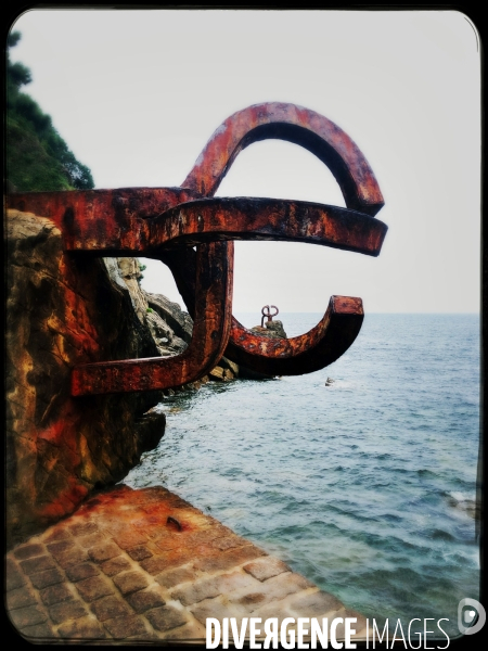 Le peigne du vent d edouardo chillida
