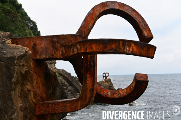 Le peigne du vent d edouardo chillida