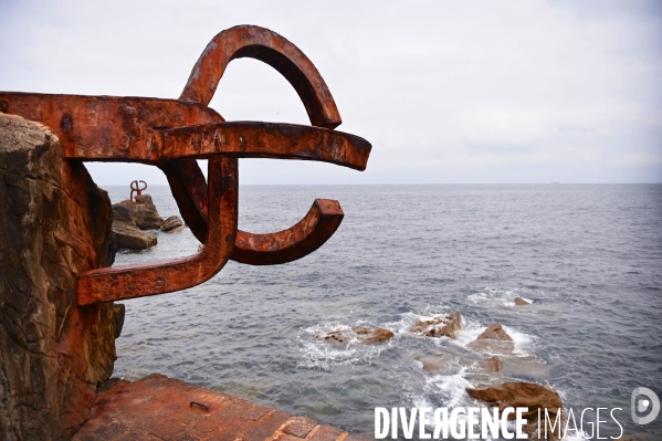 Le peigne du vent d edouardo chillida