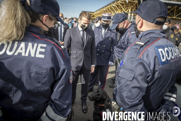 Macron et Darmanin au Col du Perthus, frontiere espagnole