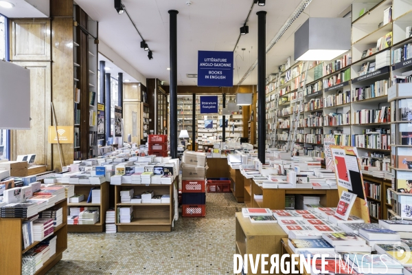 MOLLAT, la plus ancienne et la plus grande librairie indépendante de France.