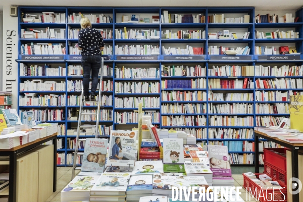 MOLLAT, la plus ancienne et la plus grande librairie indépendante de France.