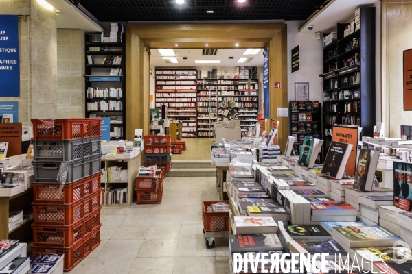 MOLLAT, la plus ancienne et la plus grande librairie indépendante de France.