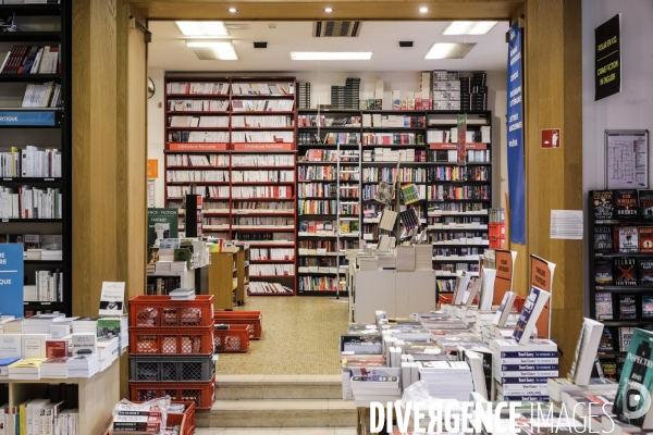 MOLLAT, la plus ancienne et la plus grande librairie indépendante de France.