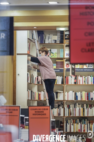 MOLLAT, la plus ancienne et la plus grande librairie indépendante de France.