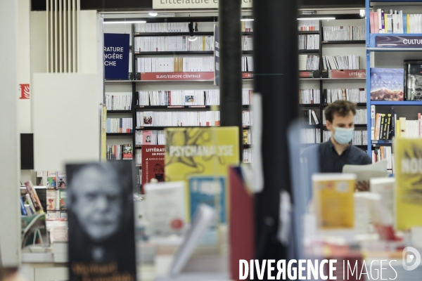 MOLLAT, la plus ancienne et la plus grande librairie indépendante de France.