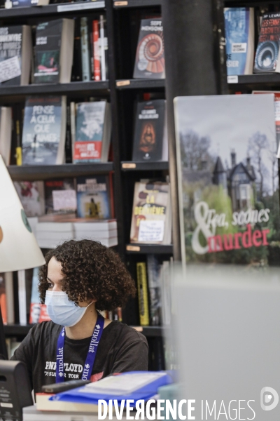 MOLLAT, la plus ancienne et la plus grande librairie indépendante de France.