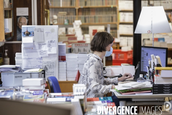 MOLLAT, la plus ancienne et la plus grande librairie indépendante de France.