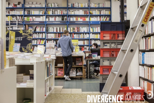 MOLLAT, la plus ancienne et la plus grande librairie indépendante de France.