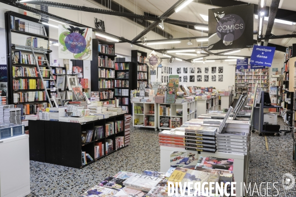 MOLLAT, la plus ancienne et la plus grande librairie indépendante de France.