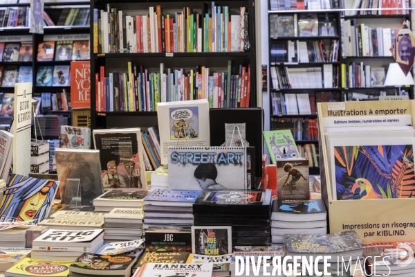 MOLLAT, la plus ancienne et la plus grande librairie indépendante de France.