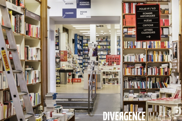 MOLLAT, la plus ancienne et la plus grande librairie indépendante de France.