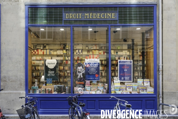 MOLLAT, la plus ancienne et la plus grande librairie indépendante de France.