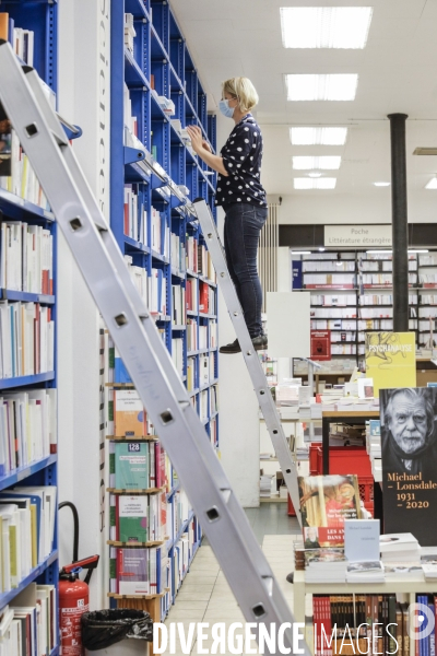 MOLLAT, la plus ancienne et la plus grande librairie indépendante de France.