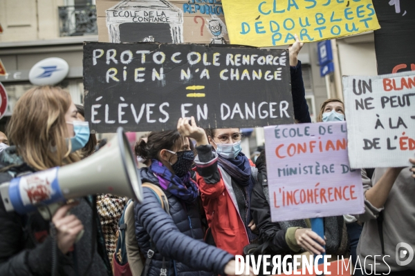 Manifestation des enseignants en  grève sanitaire 