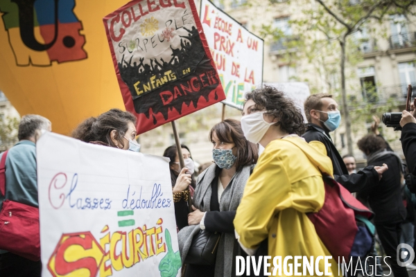 Manifestation des enseignants en  grève sanitaire 