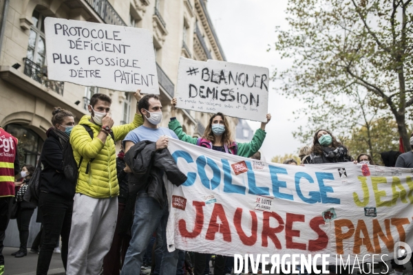 Manifestation des enseignants en  grève sanitaire 