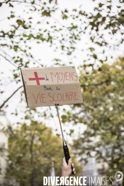 Manifestation des enseignants en  grève sanitaire 