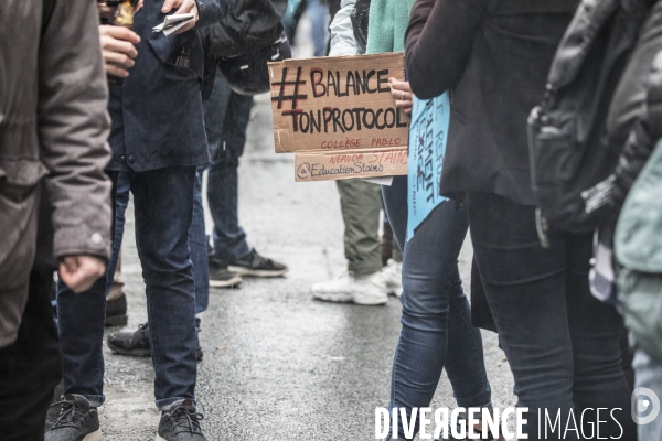 Manifestation des enseignants en  grève sanitaire 