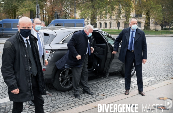 Les Republicains rendent hommage au General de Gaulle