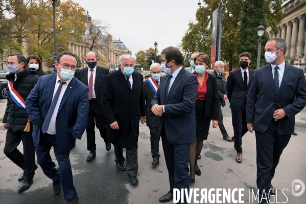 Les Republicains rendent hommage au General de Gaulle