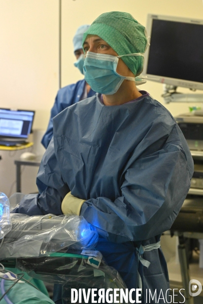 Chirurgie de l endométriose -  Au centre d Endométriose de la clinique TIVOLI DUCOS  de Bordeaux , dirigé par le professeur Horace ROMAN