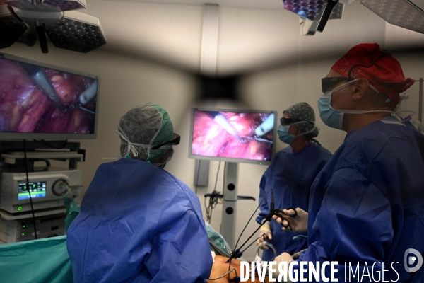 Chirurgie de l endométriose -  Au centre d Endométriose de la clinique TIVOLI DUCOS  de Bordeaux , dirigé par le professeur Horace ROMAN