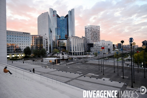 Reconfinement Quartier de la defense