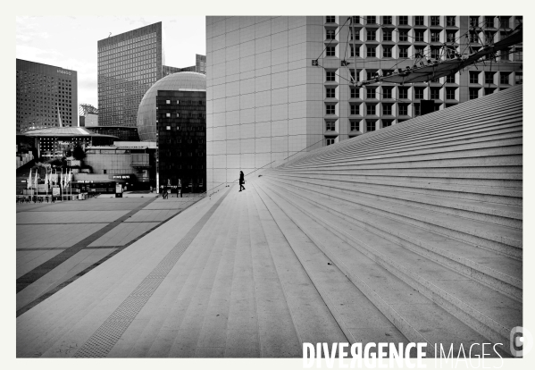 Reconfinement Quartier de la defense