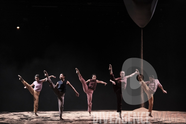 Poussière de terre / Alba Castillo / Ballet de l opéra national du Rhin