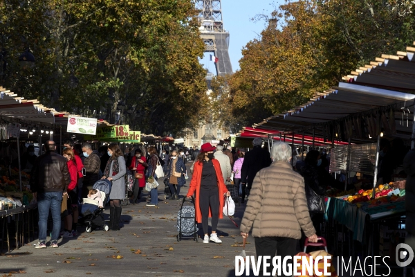 Marché à Paris sous confinement