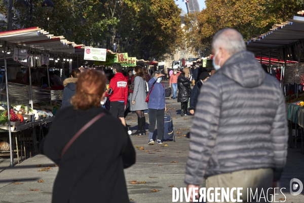 Marché à Paris sous confinement