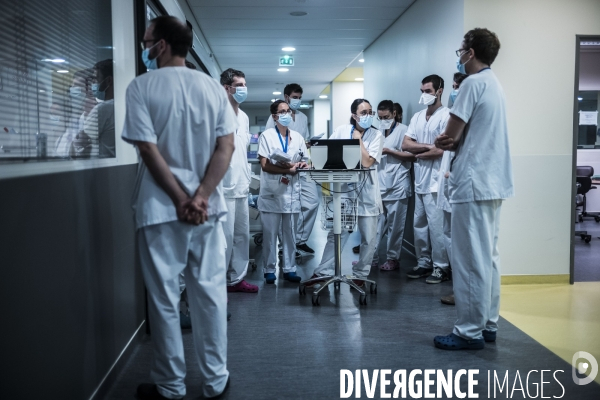 Service réanimation du Centre Hospitalier d Argenteuil.