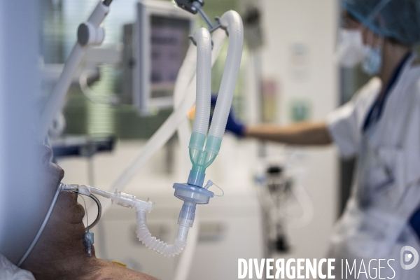 Service réanimation du Centre Hospitalier d Argenteuil.
