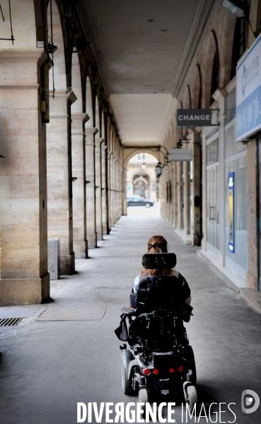 Reconfinement / Rue de rivoli