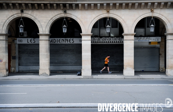 Reconfinement / Rue de rivoli
