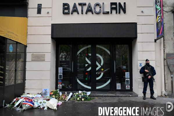 Devant le Bataclan le 13 novembre 2020