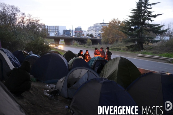 Camp de migrants à Saint-Denis Paris. Migrant camp in Saint-Denis Paris