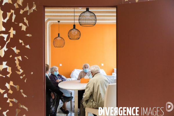 Reconfinement en maison de retraite