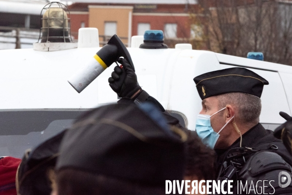 Evacuation du camp de migrants de Saint-Denis.