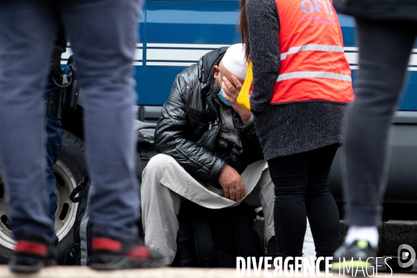 Evacuation du camp de migrants de Saint-Denis.