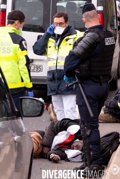 Evacuation du camp de migrants de Saint-Denis.