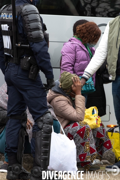 Evacuation du camp de migrants de Saint-Denis.