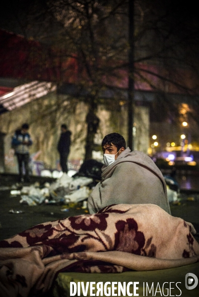 Evacuation du camp de migrants et refugies de saint-denis.