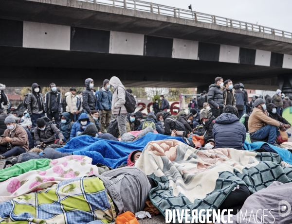 Evacuation du camp de réfugié à Saint Denis